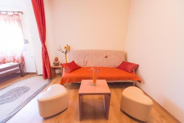 Hotel Piramida Podgorica Ngoại thất bức ảnh